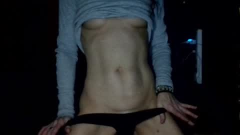 Blueeyedlie online show from February 6, 5:01 am