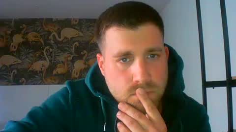 blueeyeguy90 online show from September 18, 1:24 pm