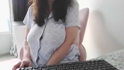 BlueEyes40DDDs online show from October 31, 7:26 pm