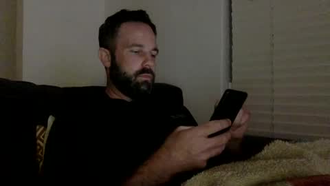 Snapshot of blueeyes705 chatting on January 5, 5:41 pm blueeyes705 online show from January 5, 5:41 pm