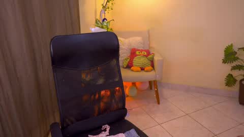 FLORAA online show from May 15, 3:41 pm
