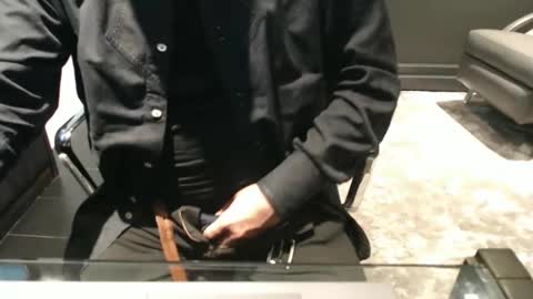 Snapshot of blueisles chatting on December 4, 7:34 pm blueisles online show from December 4, 7:34 pm