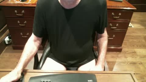 Snapshot of blueisles chatting on September 26, 10:52 am blueisles online show from September 26, 10:52 am