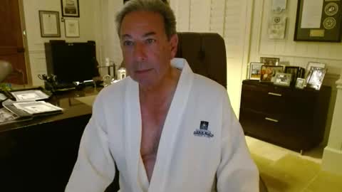 Snapshot of blueisles chatting on January 12, 11:21 pm blueisles online show from January 12, 11:21 pm