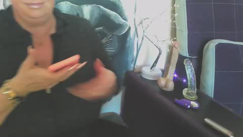 Snapshot of blueskysierra chatting on February 9, 9:58 am Sierra online show from February 9, 9:58 am