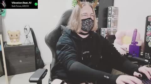 Blue online show from January 12, 10:37 pm