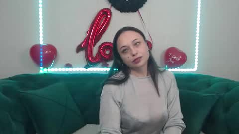 bluevalerie online show from February 11, 12:10 pm