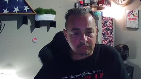 blueyz_chi_town online show from October 12, 2:21 am