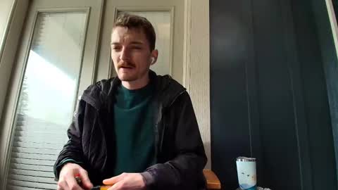 Snapshot of bluezed4 chatting on March 18, 7:28 pm blue online show from March 18, 7:28 pm