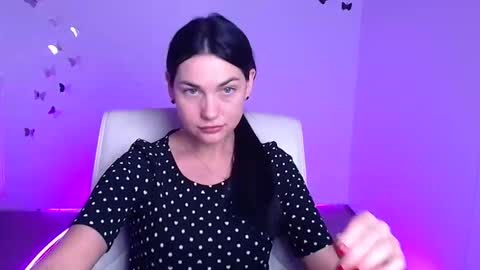 Snapshot of blum_kelly chatting on September 13, 11:32 am Kelly online show from September 13, 11:32 am