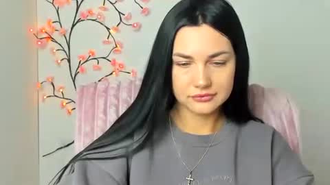 Kelly online show from February 6, 6:51 am