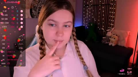 Ellie3 online show from September 21, 8:21 pm