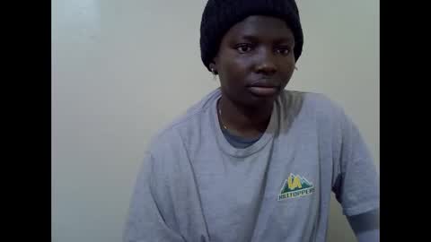 Snapshot of blushing_bunny chatting on March 5, 6:42 am Bunny online show from March 5, 6:42 am