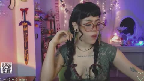   Im Nym  Justa nymph on twitter and IG online show from November 25, 3:39 am