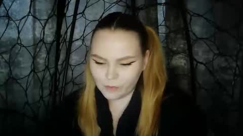 blushing_star online show from November 29, 9:12 am