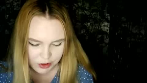 blushing_star online show from December 5, 4:36 pm