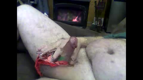 Snapshot of blwestern chatting on December 15, 10:47 pm blwestern online show from December 15, 10:47 pm