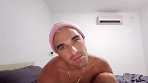 Snapshot of bmf92 chatting on September 20, 10:05 am Brad online show from September 20, 10:05 am