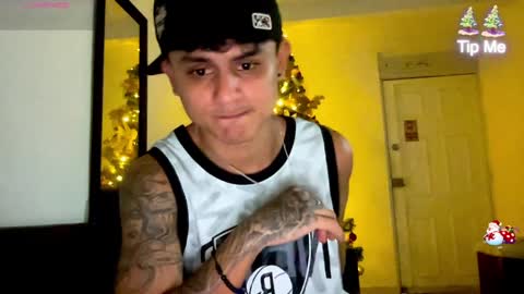 Snapshot of bob_pettersonn chatting on December 20, 3:03 am Bob INDEPENDENT MODEL online show from December 20, 3:03 am