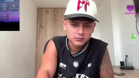 Bob  INDEPENDENT MODEL online show from March 9, 4:55 pm