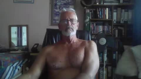 Bobbgud online show from April 24, 12:18 pm