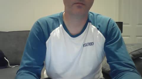 Snapshot of bobby_113 chatting on December 30, 12:43 am bobby_113 online show from December 30, 12:43 am