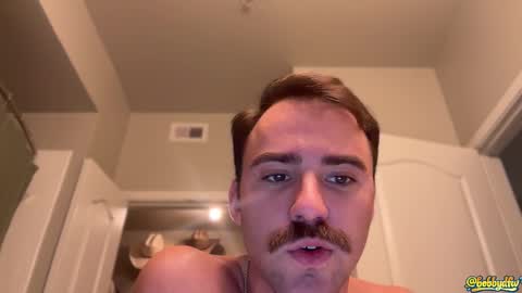 Snapshot of bobbydfw chatting on January 11, 10:53 am bobbydfw online show from January 11, 10:53 am