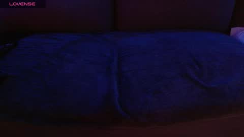 Bobby English online show from November 28, 9:23 am