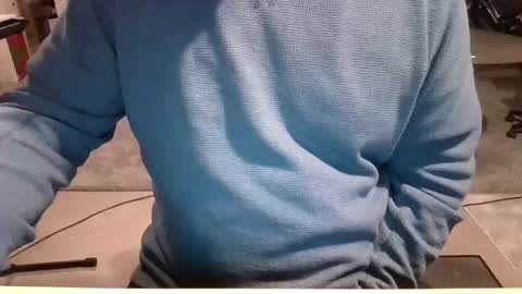 Snapshot of bobbyhill27b chatting on January 1, 5:44 pm BobbyHill27b online show from January 1, 5:44 pm