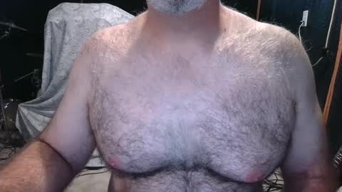 Snapshot of bobbyhill27b chatting on September 16, 4:41 pm BobbyHill27b online show from September 16, 4:41 pm