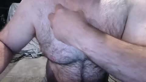 Snapshot of bobbyhill27b chatting on November 15, 4:36 pm BobbyHill27b online show from November 15, 4:36 pm