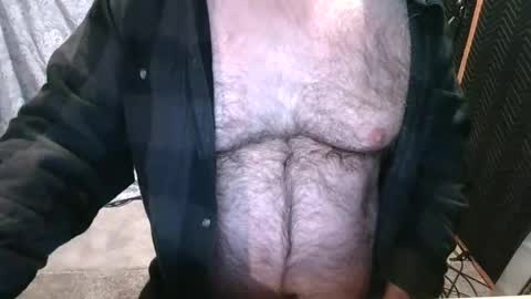 Snapshot of bobbyhill27b chatting on December 2, 3:34 am BobbyHill27b online show from December 2, 3:34 am