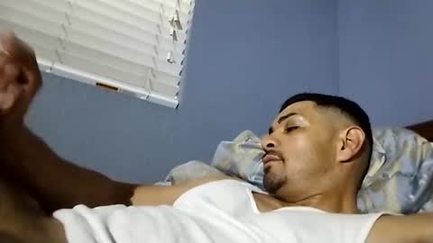 bobbylicious42 online show from November 7, 9:26 pm