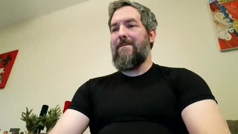 Bobchmw online show from December 17, 1:17 pm