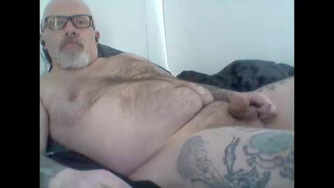 Snapshot of bobcock420 chatting on May 10, 8:25 pm Bob Cock online show from May 10, 8:25 pm
