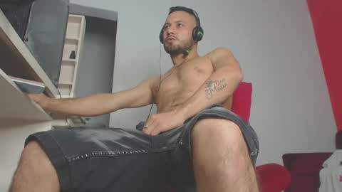 body xxx online show from February 25, 5:28 am