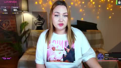  Lina  online show from February 14, 10:36 pm