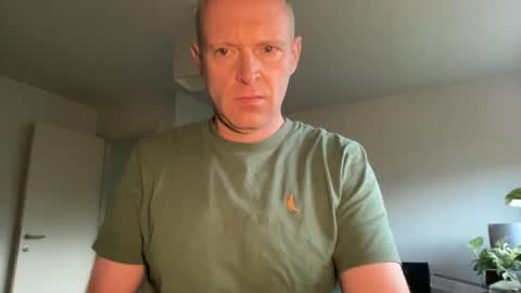 Snapshot of boegieboy76 chatting on September 30, 6:07 am ask me online show from September 30, 6:07 am