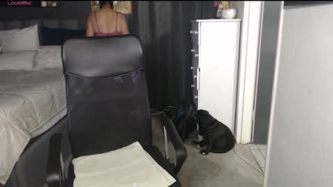 Ningifun couple online show from January 12, 5:51 pm