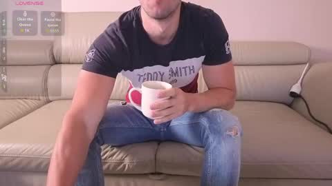 boiteasex online show from May 9, 3:56 am
