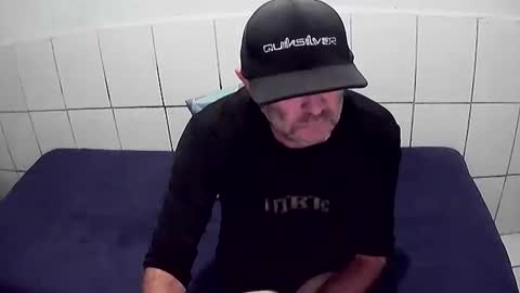 Snapshot of bolado23 chatting on December 21, 5:09 pm Cesar Augusto Pierdona online show from December 21, 5:09 pm