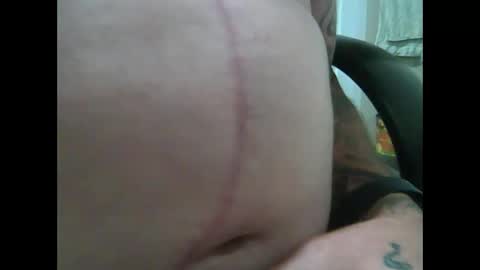 Snapshot of boltboy72 chatting on October 20, 12:27 pm boltboy72 online show from October 20, 12:27 pm