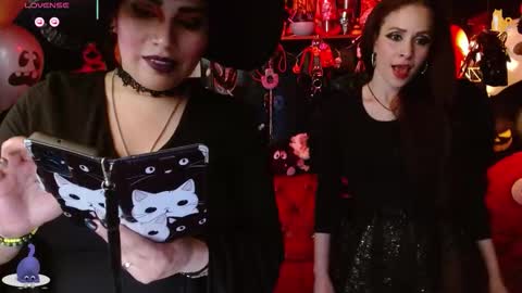 Snapshot of bom_bomx chatting on October 11, 5:44 pm Paris online show from October 11, 5:44 pm