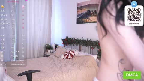 Akemi online show from March 21, 8:19 am