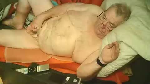 Bomber59potsdam online show from January 3, 11:44 pm