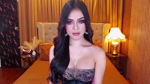 bombshellanita online show from September 28, 11:48 am