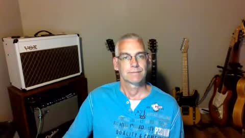 Carl online show from July 8, 11:09 pm