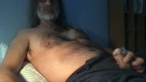Snapshot of bonderbarney chatting on July 8, 10:42 am BonderBarney online show from July 8, 10:42 am