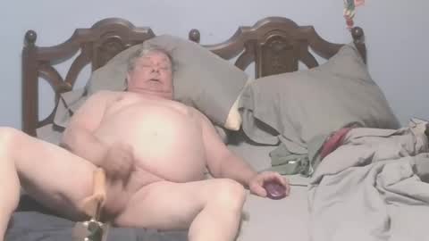 Snapshot of boner1961 chatting on February 22, 1:09 pm boner1961 online show from February 22, 1:09 pm