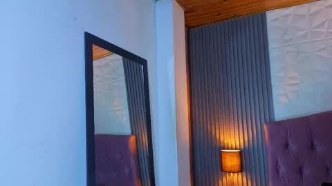 bonnali_lune online show from March 23, 4:05 am